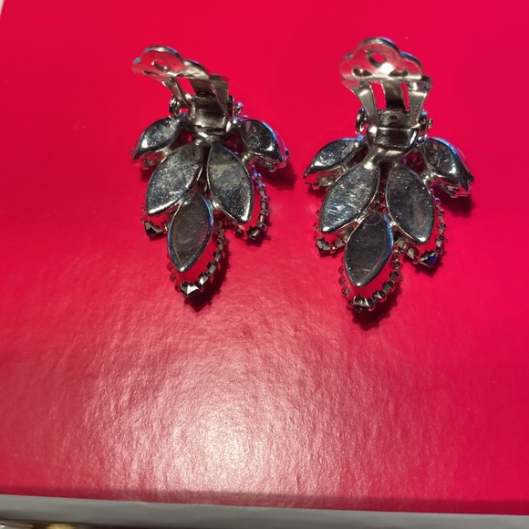 Stunning Sherman Clip On Assorted peacock Blue Earrings - Picture 7 of 8